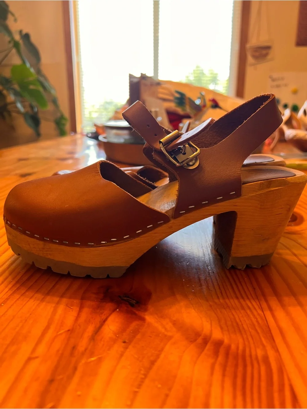 MIA Brown Leather Slingback Clogs - Picture 9 of 11